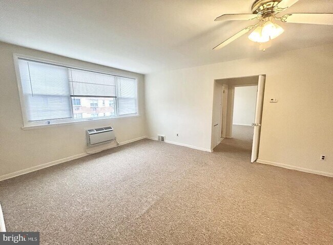 Foto del edificio - 1409 N 76th St