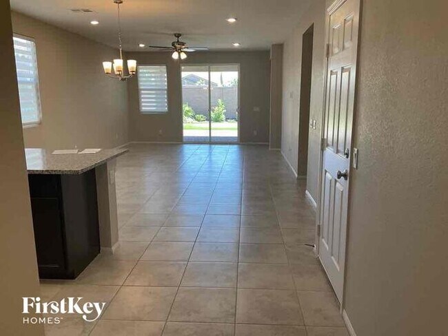 Foto del edificio - 1509 Deep Valley Ave