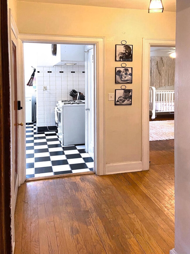 Hallway to kitchen and bedrooms - 3811 N Morris Blvd