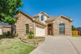 Building Photo - 1601 Grey Willow Ln