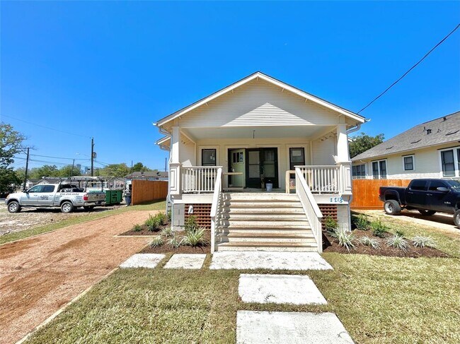 Building Photo - 2213 Gregg St