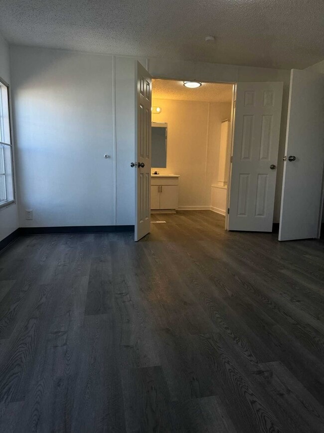 Building Photo - 14004 Duncum St