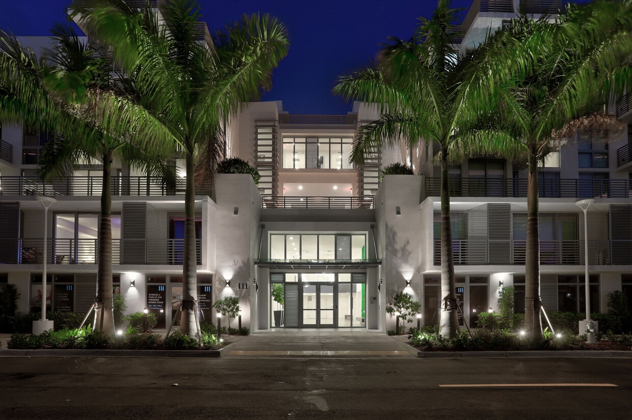 Photo - 111 SE 1st Ave (Delray Beach, FL)