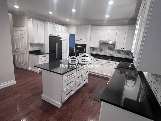 Building Photo - 10171 Bridgewater Ct