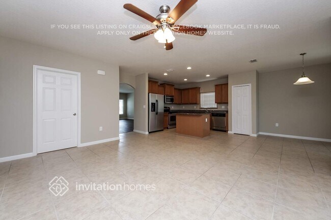 Building Photo - 1530 Corbett Ln