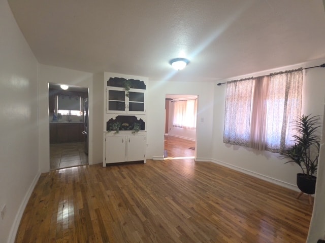 Building Photo - 1825 Mann St