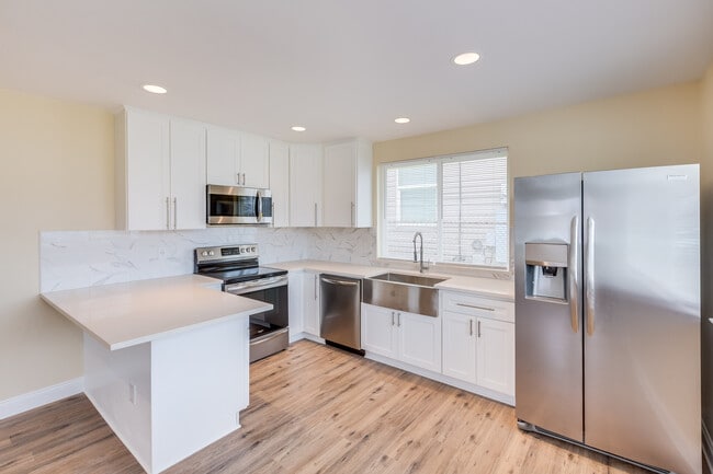 Kitchen1 - 3601 N. Robertson St.