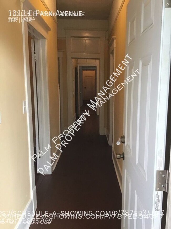 Foto del edificio - 1013 E Park Ave