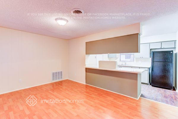 Building Photo - 5351 Cypress Dr