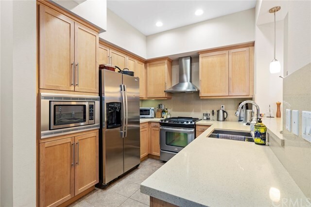 Foto principal - 551 W Maple Ave