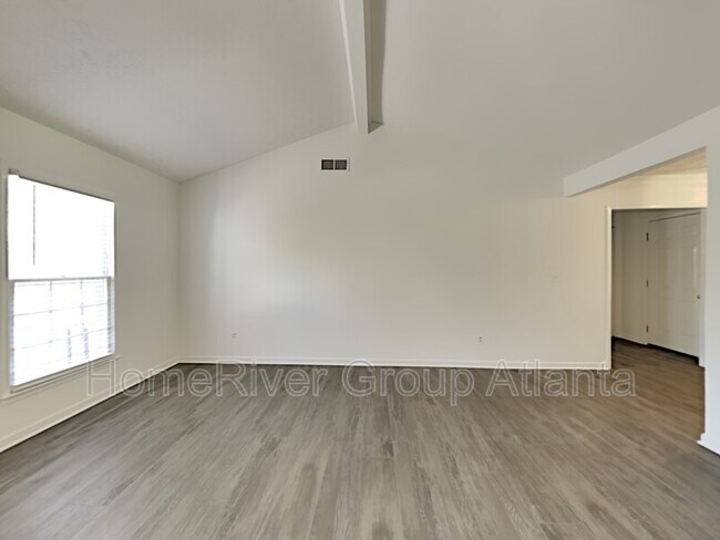 Foto del edificio - 2194 Heritage Trace Dr