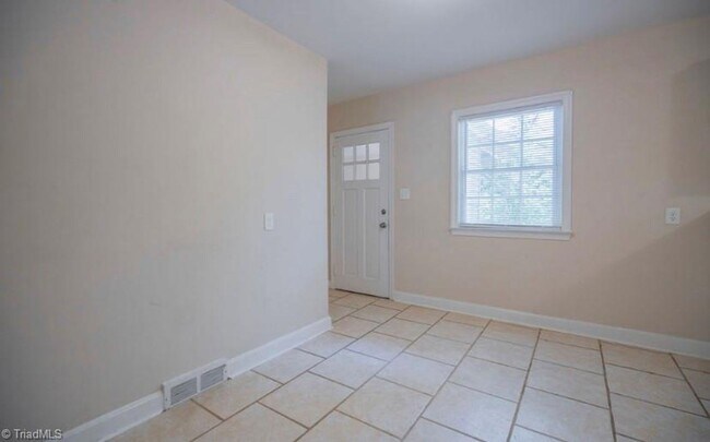 Foto del edificio - Beautiful 3/ 1 Home for Rent!