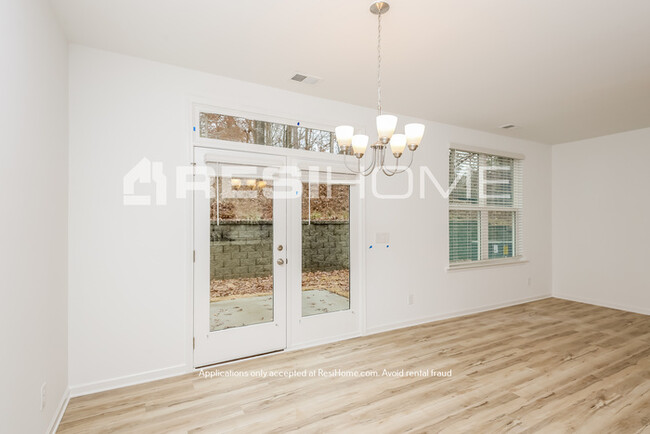 Building Photo - HOME FOR RENT!!