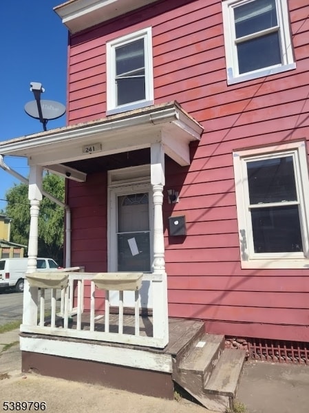 Building Photo - 241 Mercer St