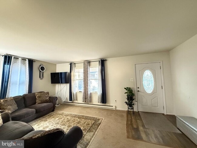 Building Photo - 410 N 5th Ave