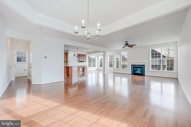 Building Photo - 15000 Gossom Manor Pl