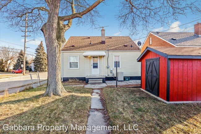 Building Photo - 3 br, 1 bath House - 23173 Piper