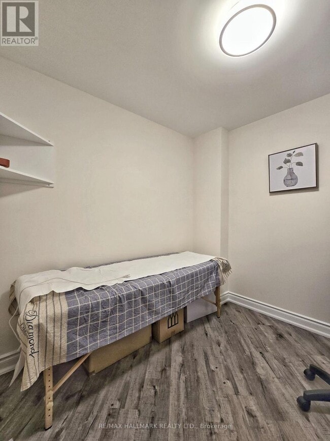 Photo du bâtiment - 71 Titan Trail