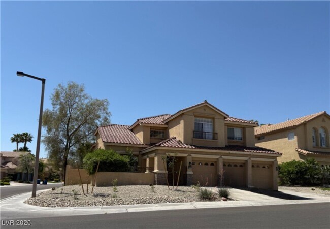 Building Photo - 8401 Desert Quail Dr