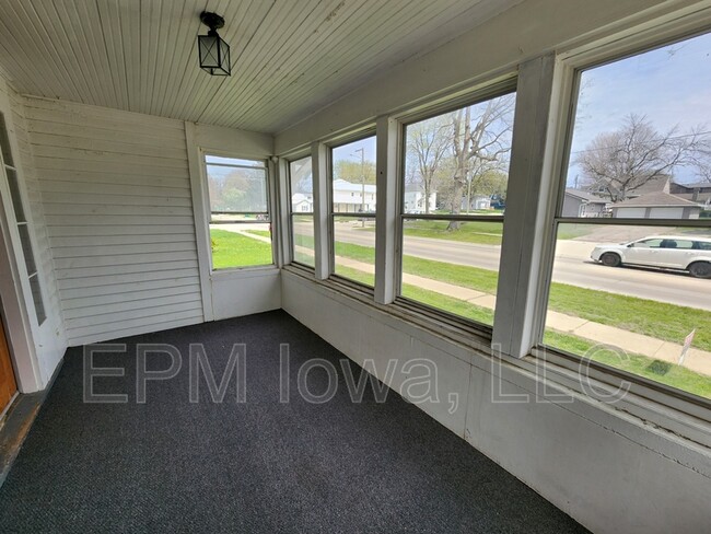 Foto del edificio - 507 3rd Ave SE