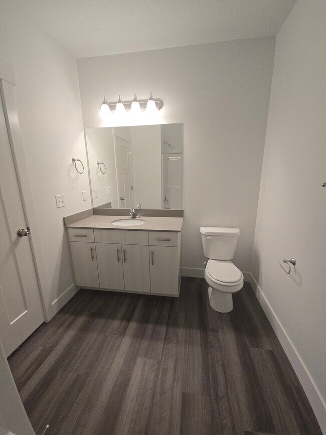 Foto del edificio - 6512 Skyline Lp Ln