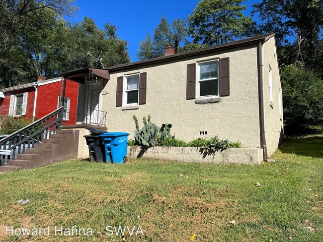 Building Photo - 3 br, 1 bath House - 621 Orange Avenue NW