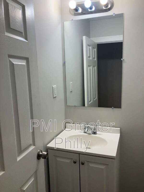 Foto del edificio - 332 N 62nd St