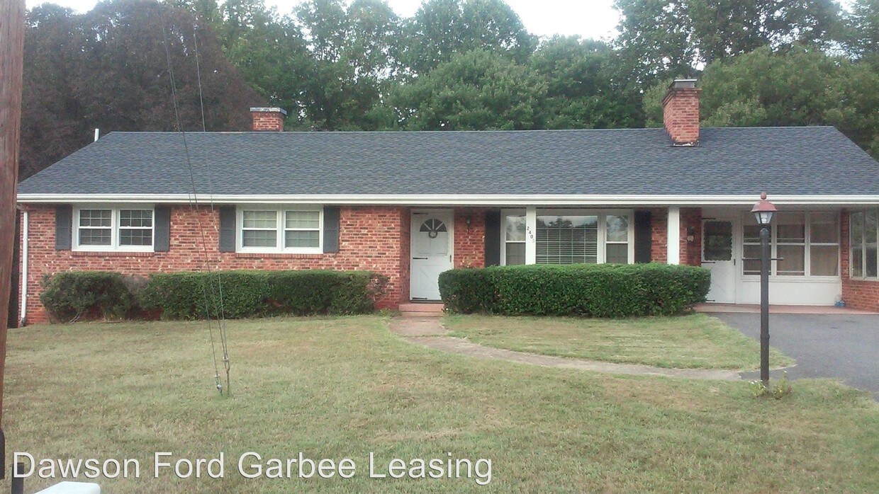Primary Photo - 2405 Gumtree Rd