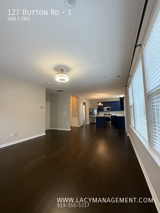 Foto del edificio - 127 Button Rd