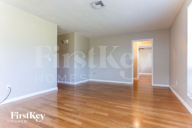 Foto del edificio - 540 NW 43rd Ave