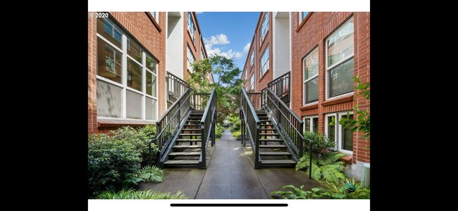 Foto del edificio - 1009 NW Hoyt St