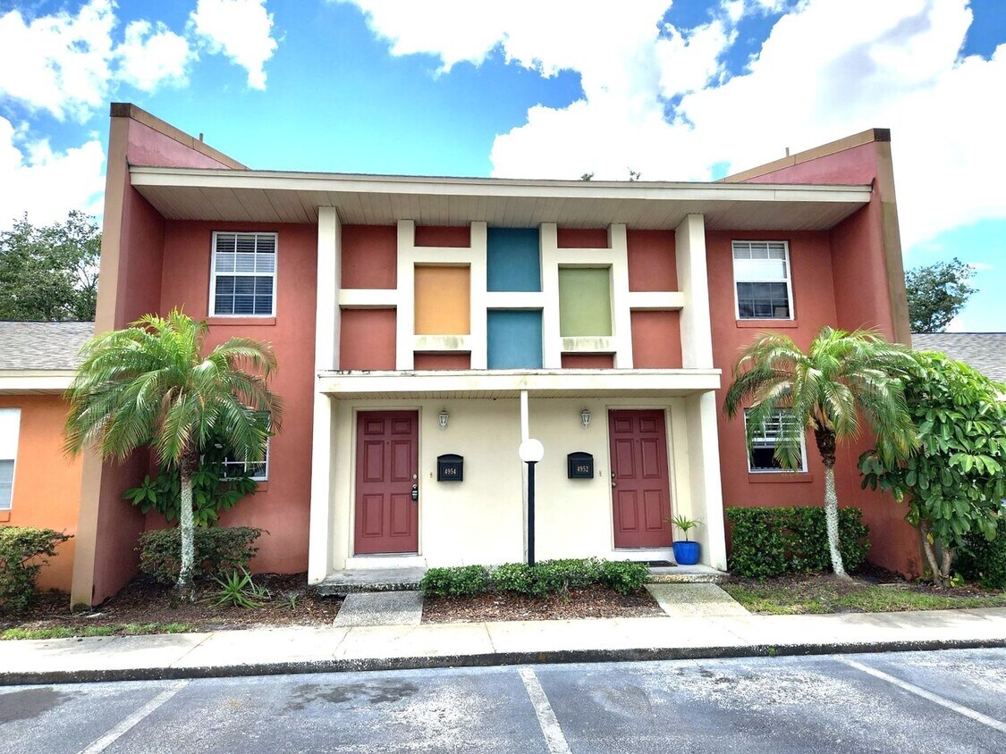 2/1.5 TOWNHOUSE IN WINTER PARK!! *Water... - 2/1.5 TOWNHOUSE IN WINTER PARK!!    *Water...