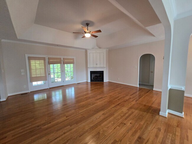 Foto del edificio - 3517 Harbison Ct