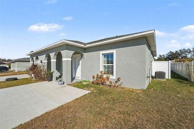 Building Photo - 707 Leopard Ct