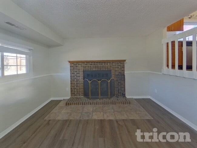 Building Photo - 3340 Bridgewater Dr