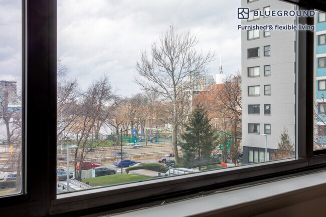 Foto del edificio - 1 Emerson Pl