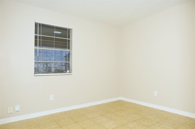 Foto del edificio - 123 W 6th St