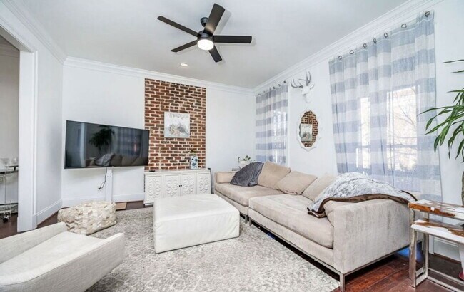 Foto del edificio - 2235 Venable St