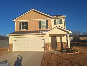 Building Photo - 127 Maple Dr