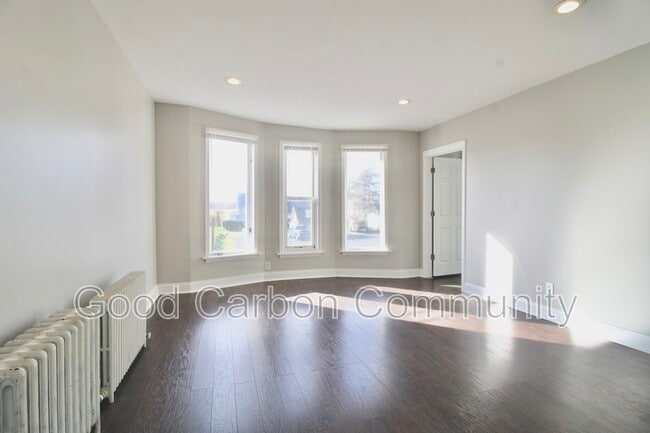 Foto del edificio - 765 Oliver St