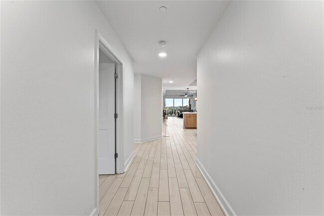 Foto del edificio - 125 Island Way