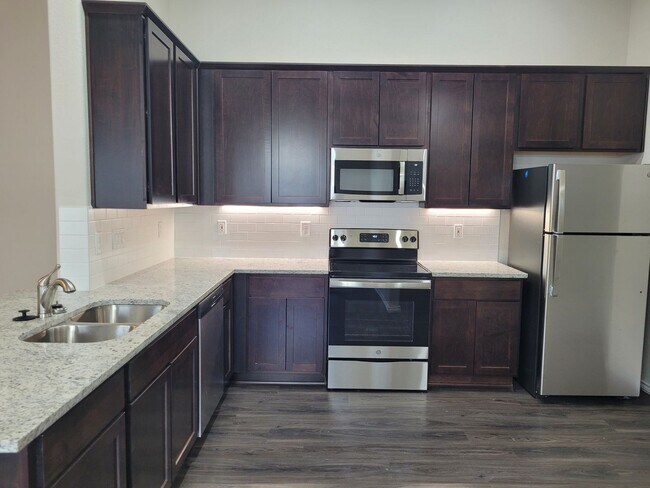 Foto del edificio - 9217 Groff Lndg