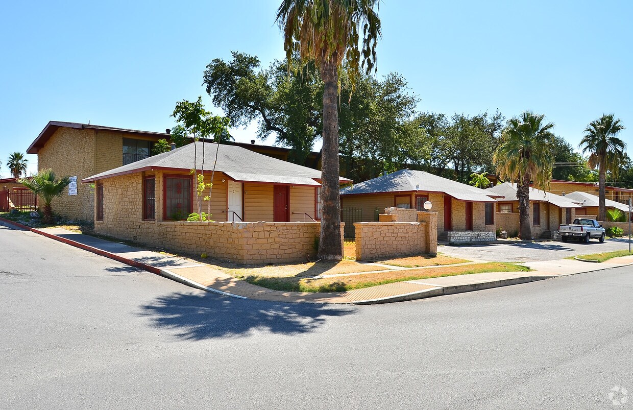 Foto del edificio - 112 Siesta Ln