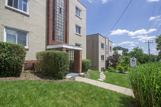 Building Photo - 1211 S. Braddock