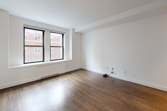 Foto del edificio - 666 West End Ave