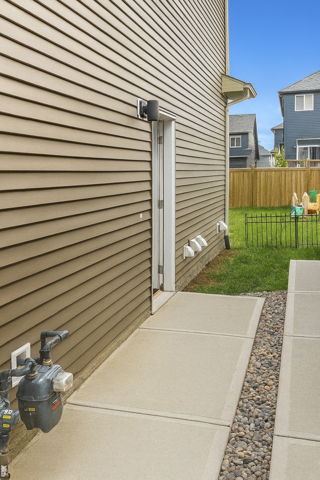 Building Photo - 1246 Plum Bnd SW