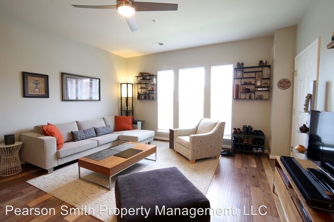 Building Photo - 3 br, 2.5 bath House - 42677 Wardlaw Terrace