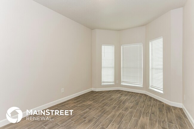 Foto del edificio - 1954 Pin Oak Ln