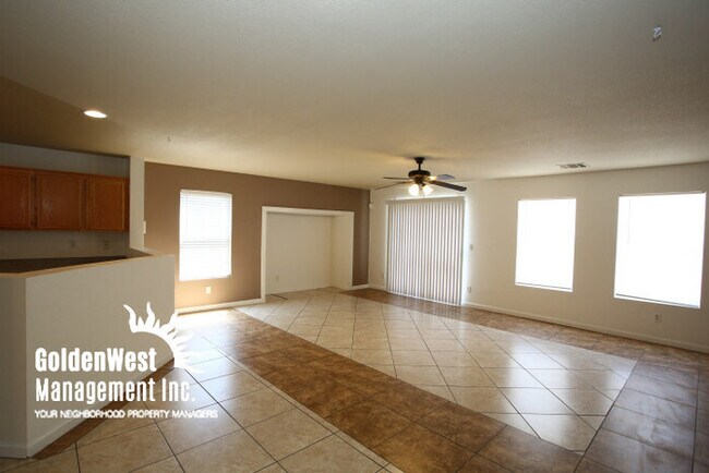 Foto del edificio - Amazing 3Bdm 2Ba Home in North Las Vegas!