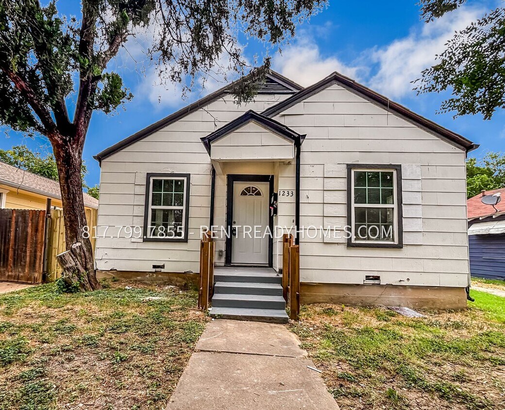 Foto principal - 1233 Davis Ave